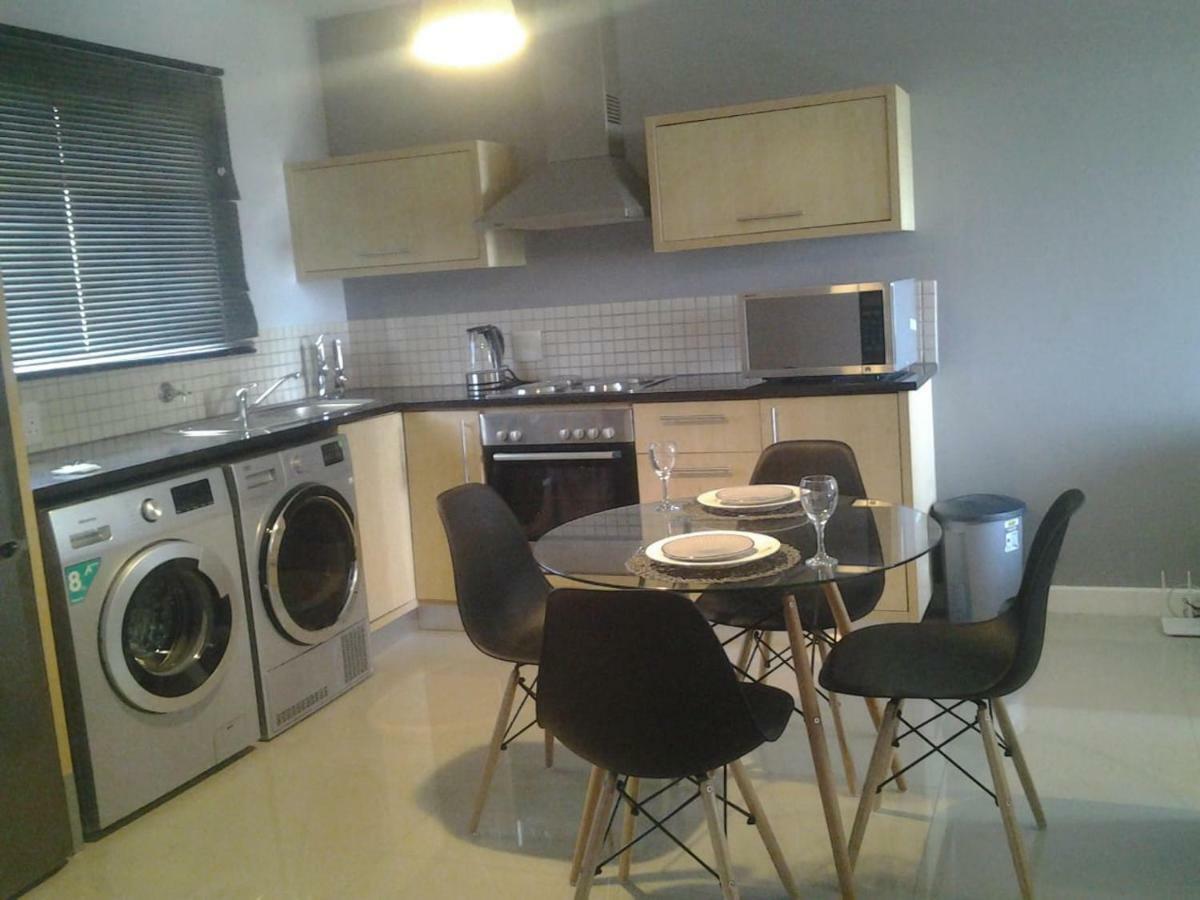 Home Relaxation In The City Кейптаун Екстериор снимка